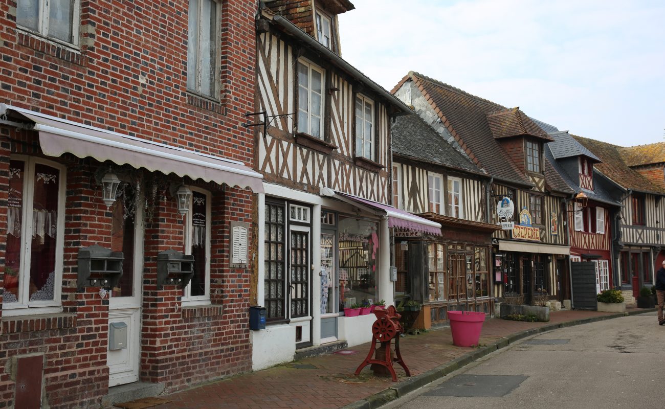 Façades de Beuvron-sur-Auge